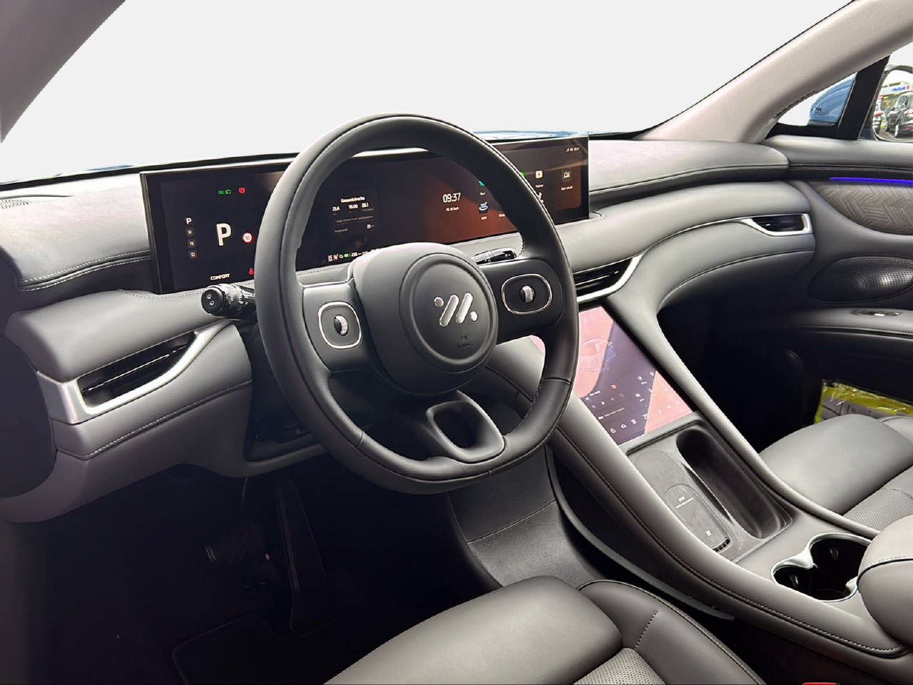 MG IM6 100 kWh Performance 21 4WD-image-9