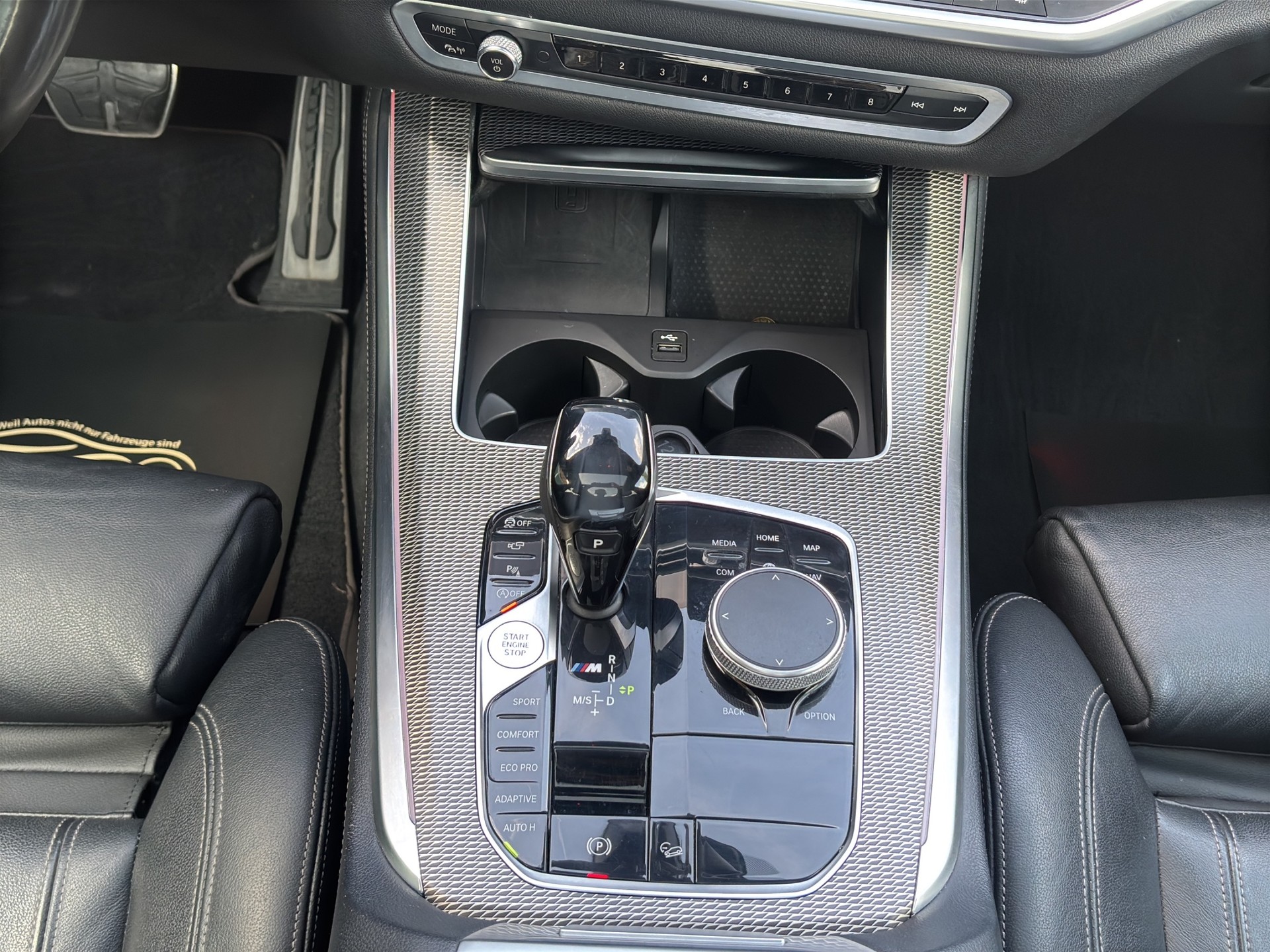 BMW X5 xDrive M50d Steptronic-image-16