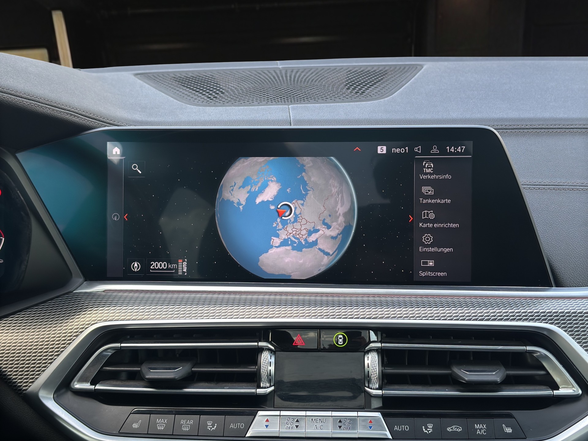 BMW X5 xDrive M50d Steptronic-image-15