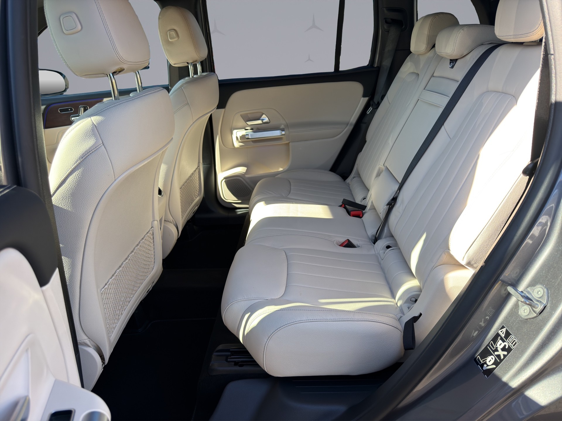 MERCEDES-BENZ GLB-Klasse X247 GLB 220 d Progressive 4matic-image-9