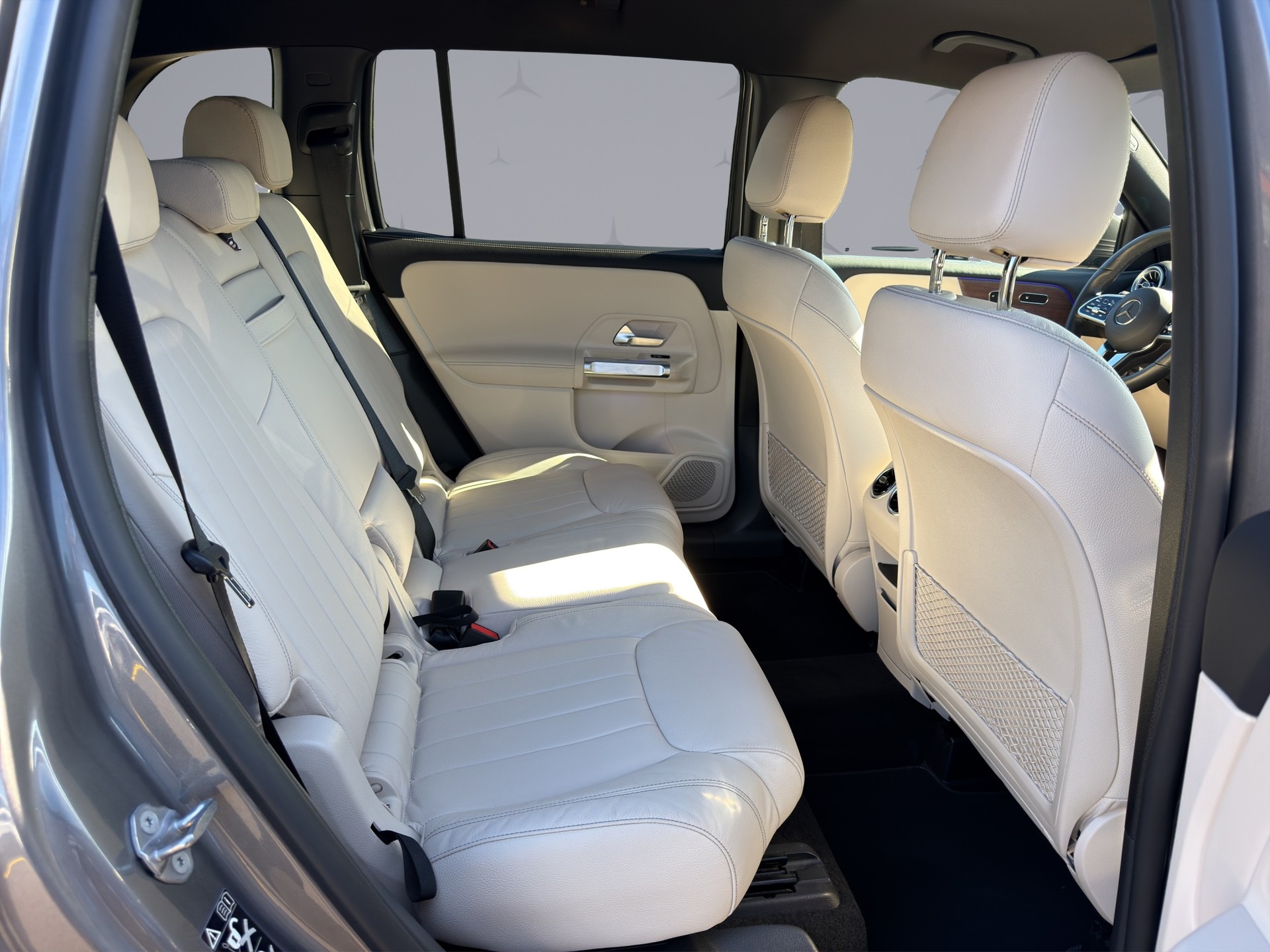 MERCEDES-BENZ GLB-Klasse X247 GLB 220 d Progressive 4matic-image-16