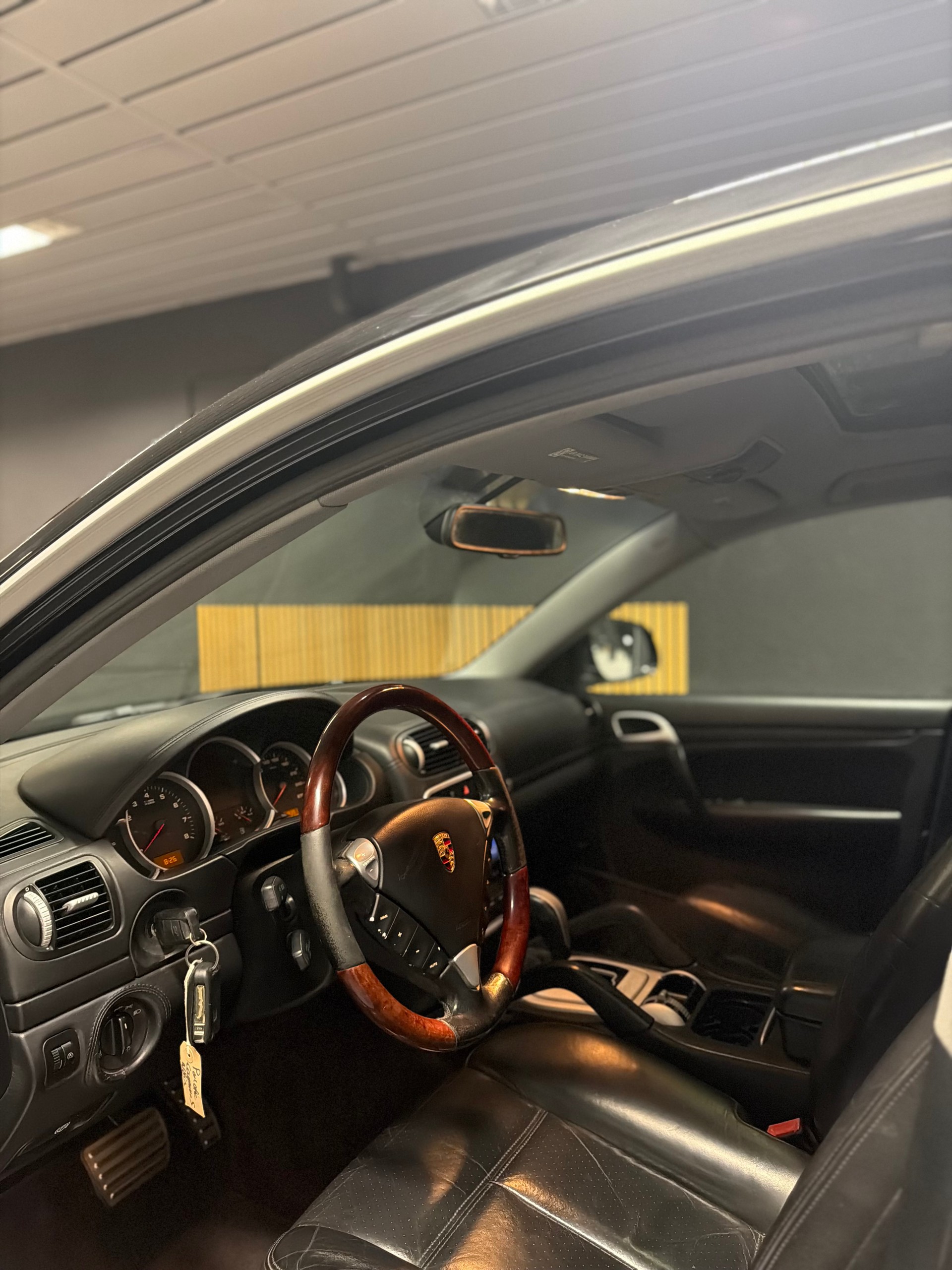 PORSCHE Cayenne S-image-5
