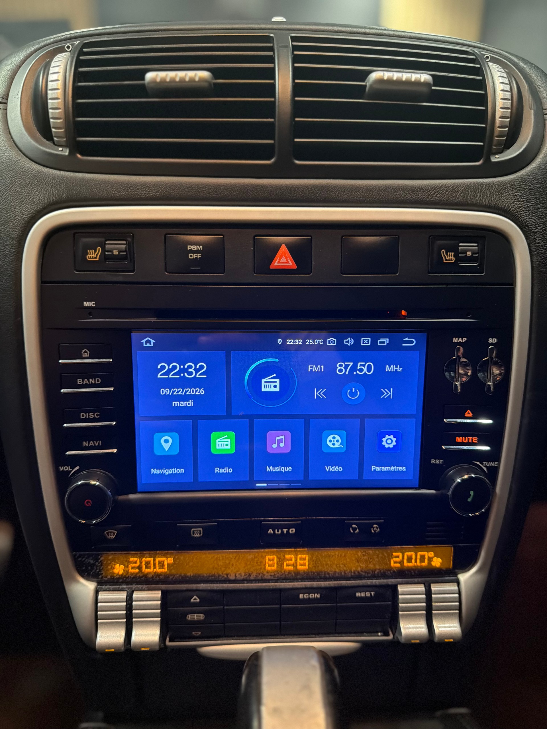 PORSCHE Cayenne S-image-10