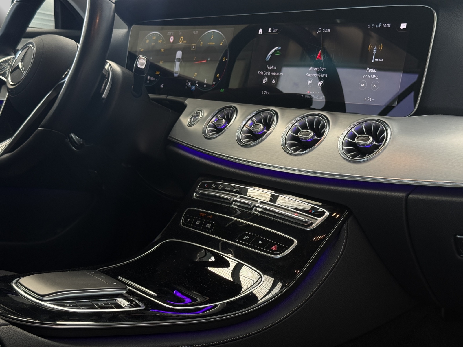 MERCEDES-BENZ E 220 d Coupé Avantgarde 9G-Tronic-image-13
