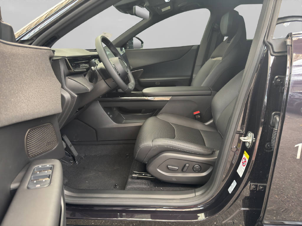 MAZDA CX-6e Takumi BK 21''-image-4