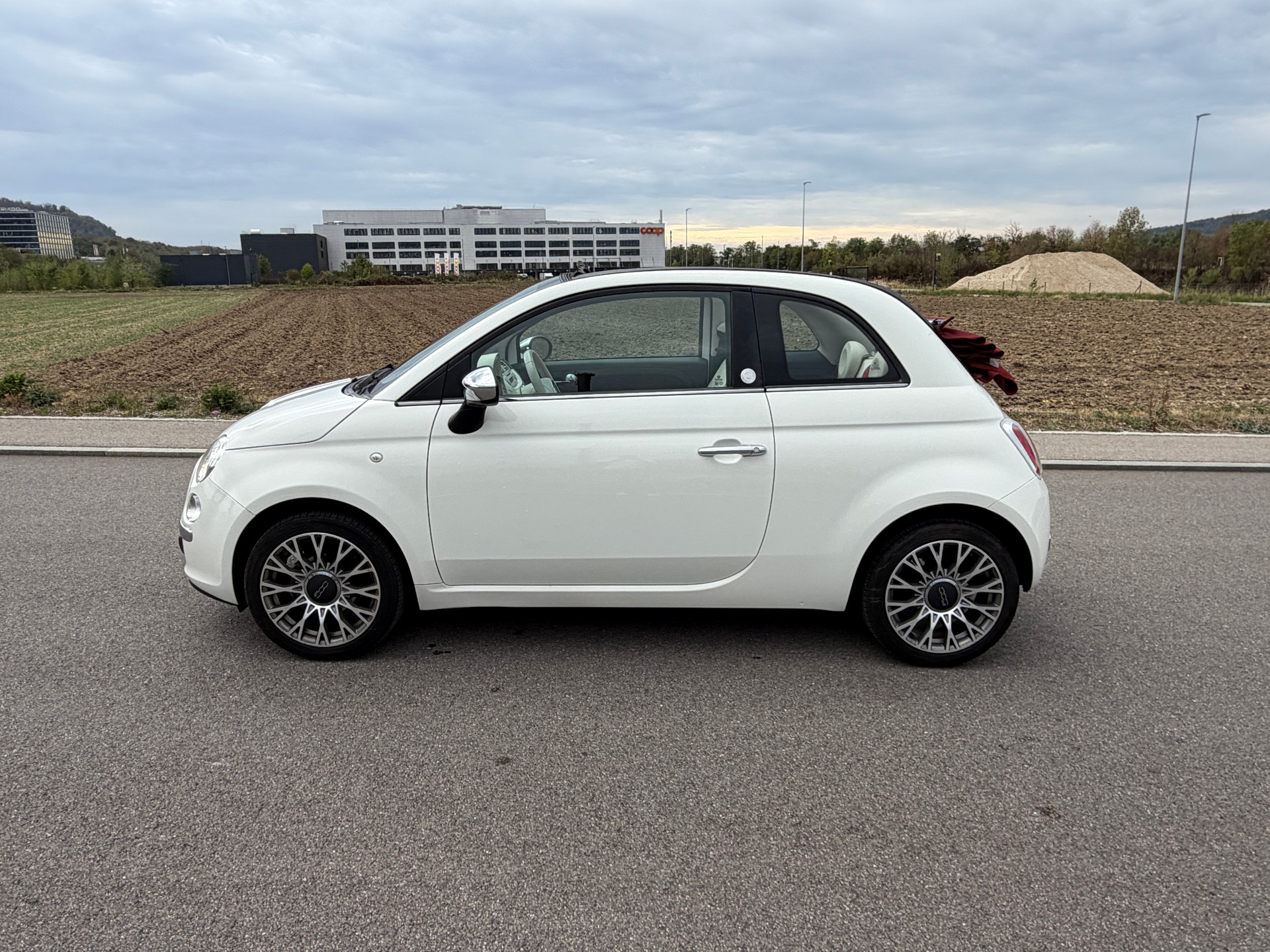 FIAT 500C 1.2 Lounge-image-14