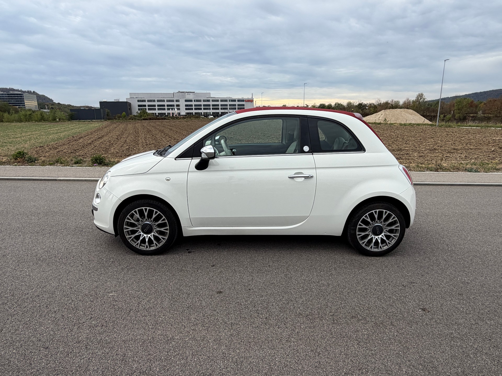FIAT 500C 1.2 Lounge-image-6