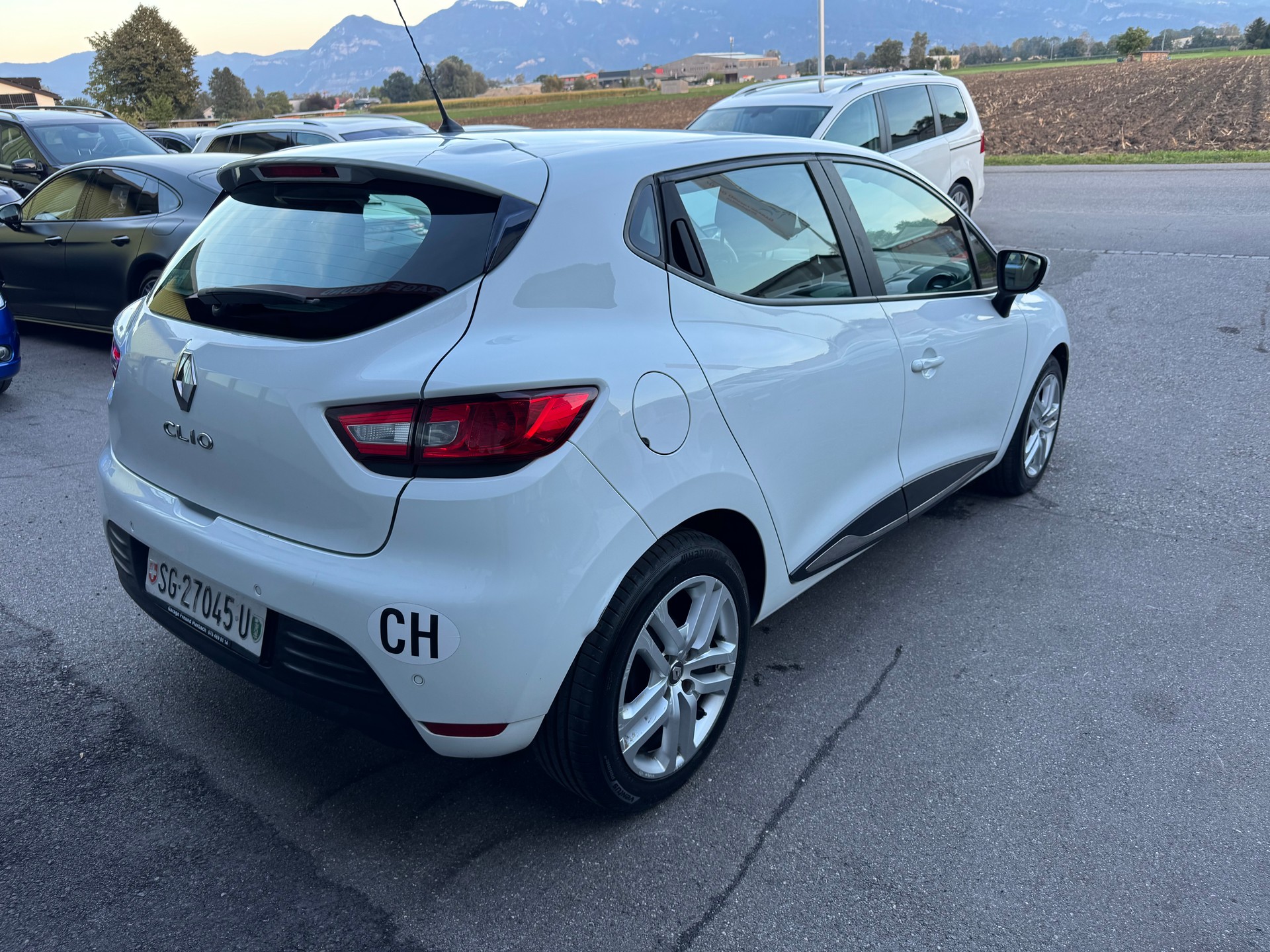 RENAULT Clio 1.5 dCi Business Line-image-9