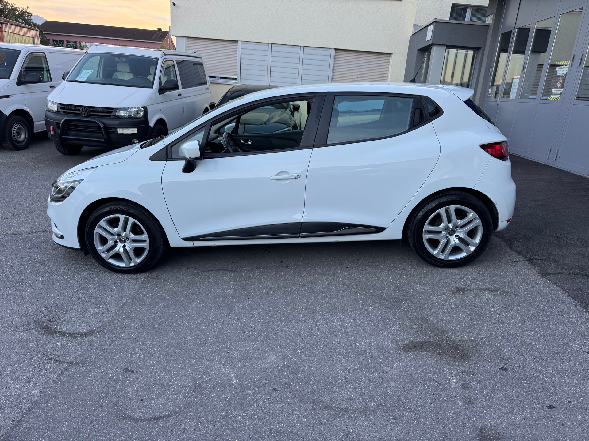 RENAULT Clio 1.5 dCi Business Line-image-6