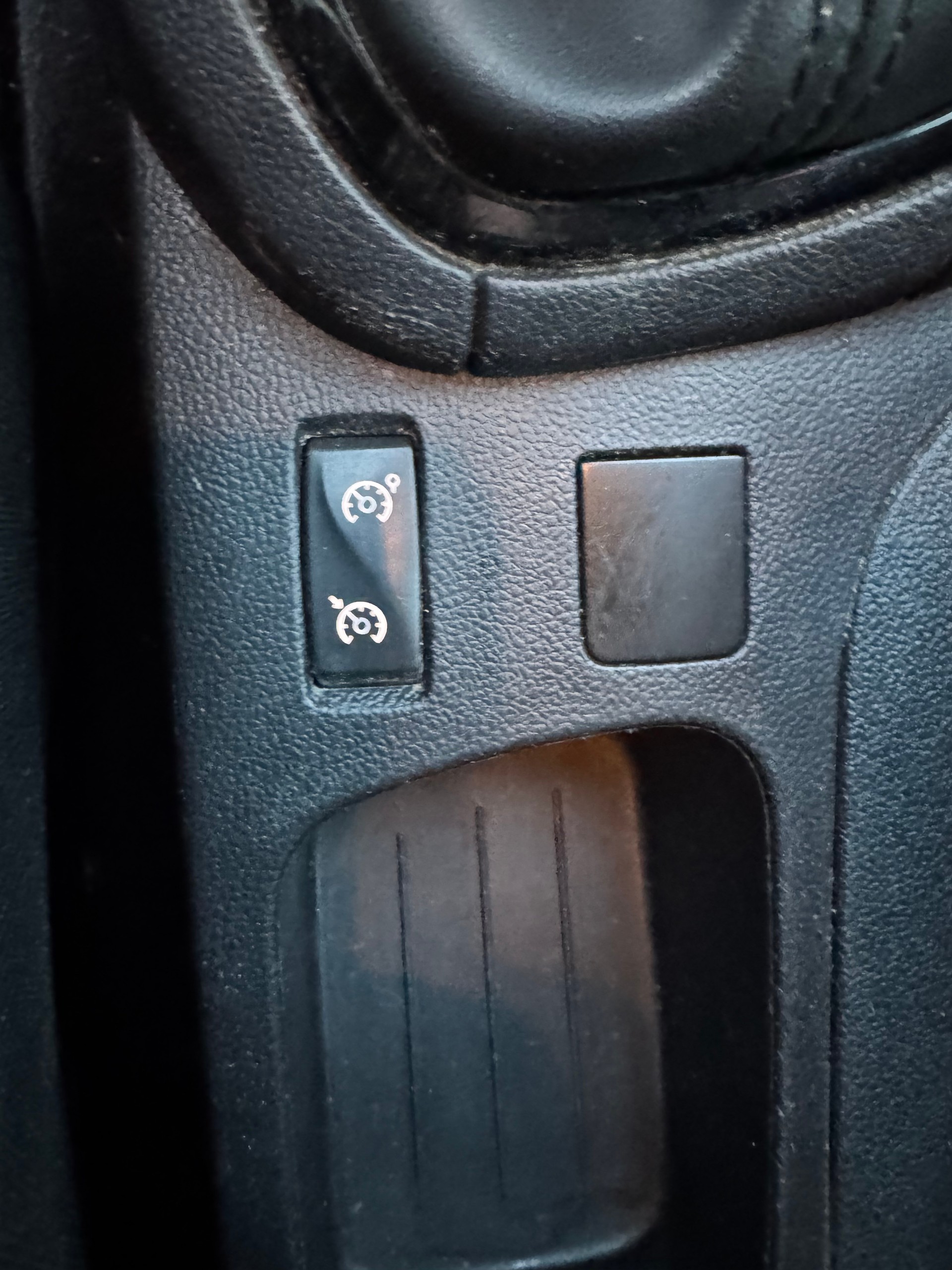 RENAULT Clio 1.5 dCi Business Line-image-24