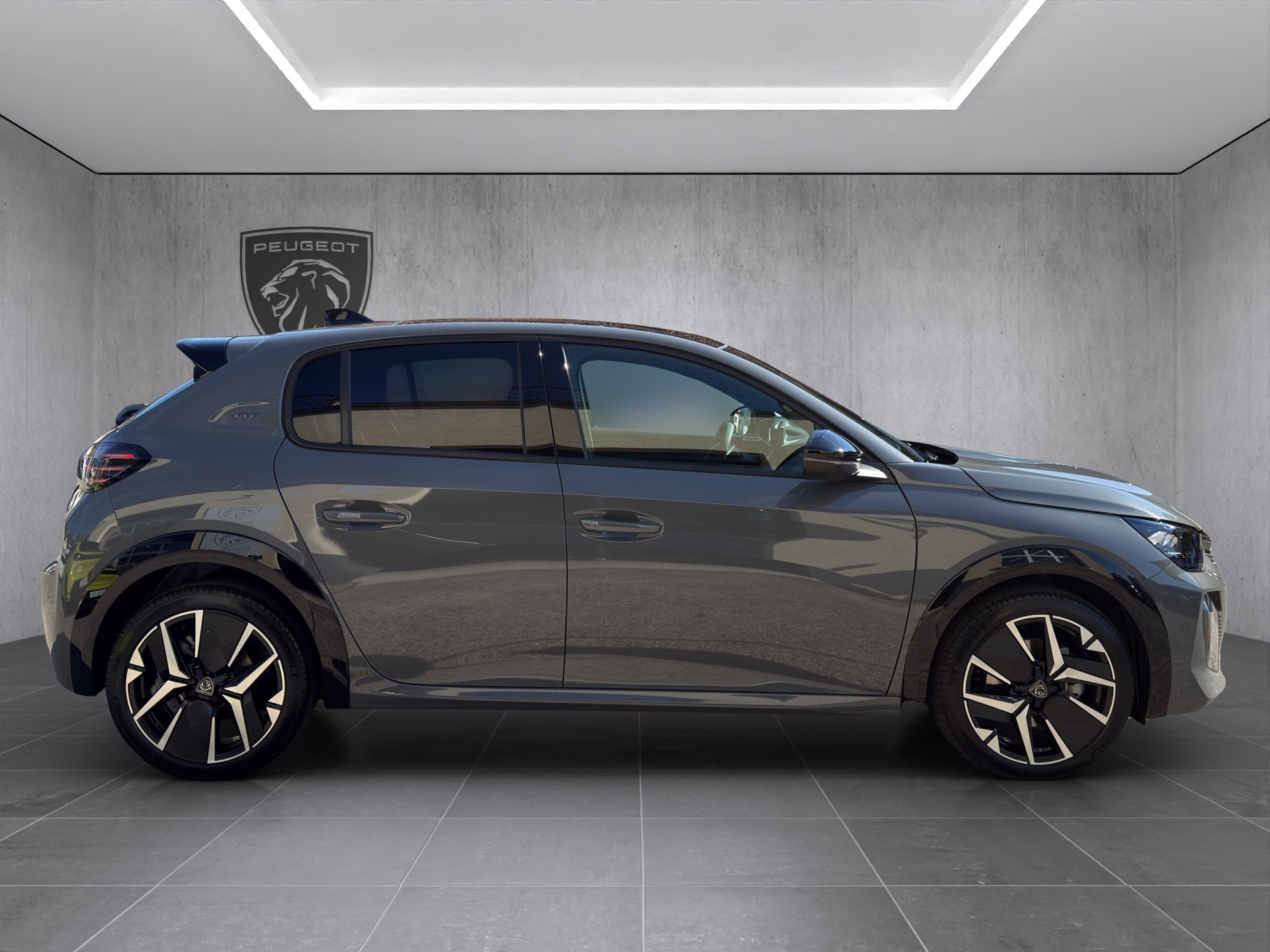 PEUGEOT 208 1.2 Hybrid 145 GT Exclusive-image-3