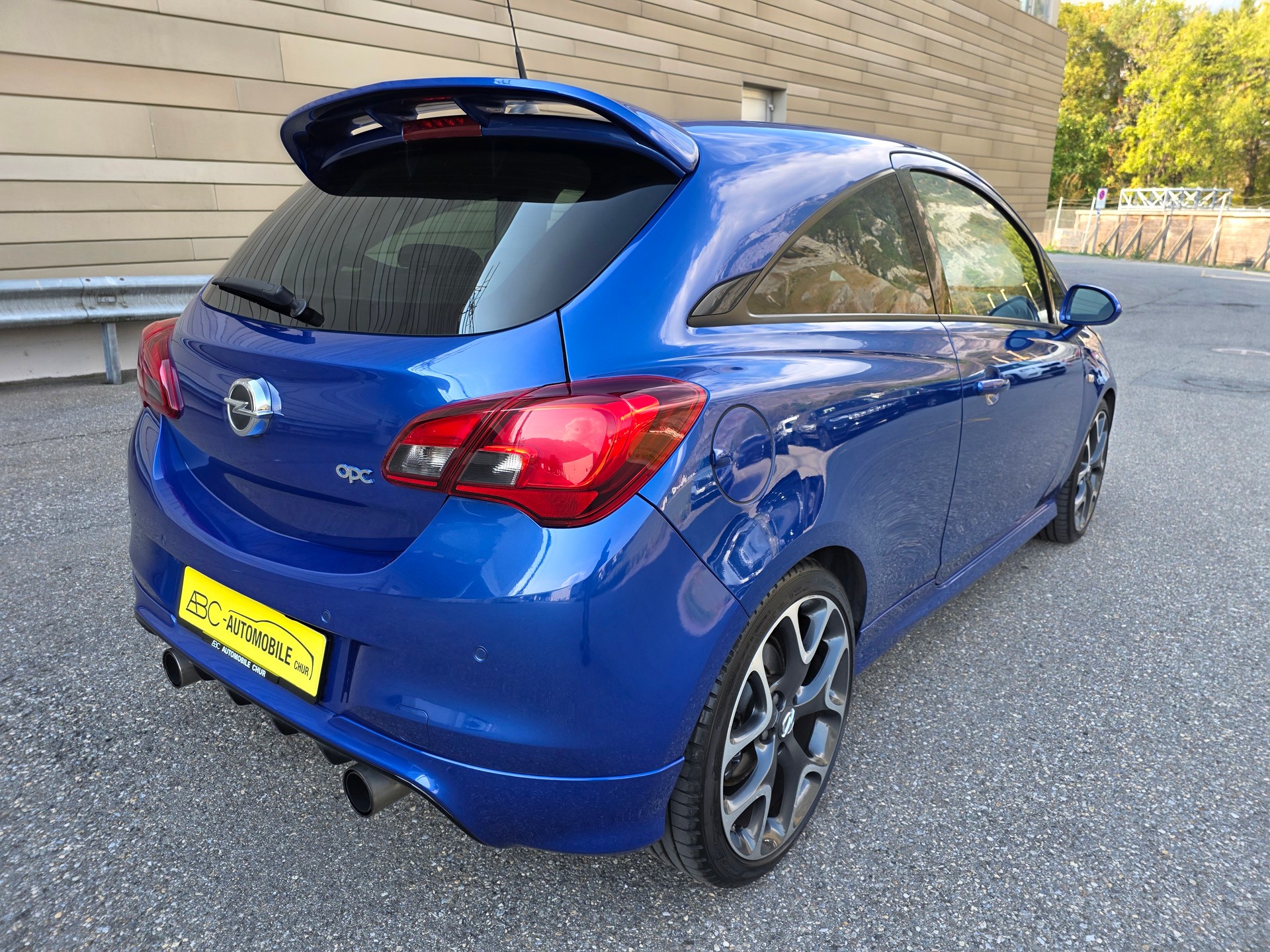OPEL Corsa 1.6 Turbo OPC SPORT-image-8