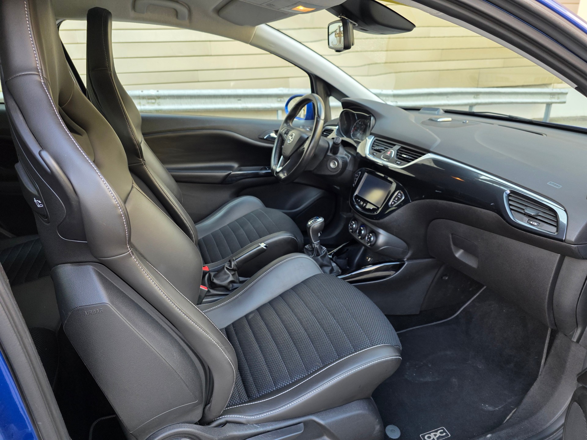 OPEL Corsa 1.6 Turbo OPC SPORT-image-18