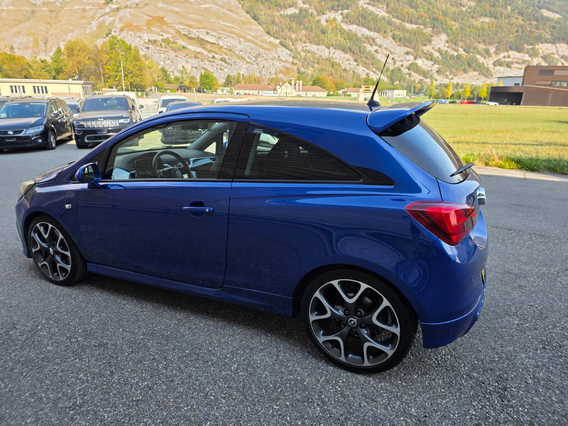 OPEL Corsa 1.6 Turbo OPC SPORT-image-12