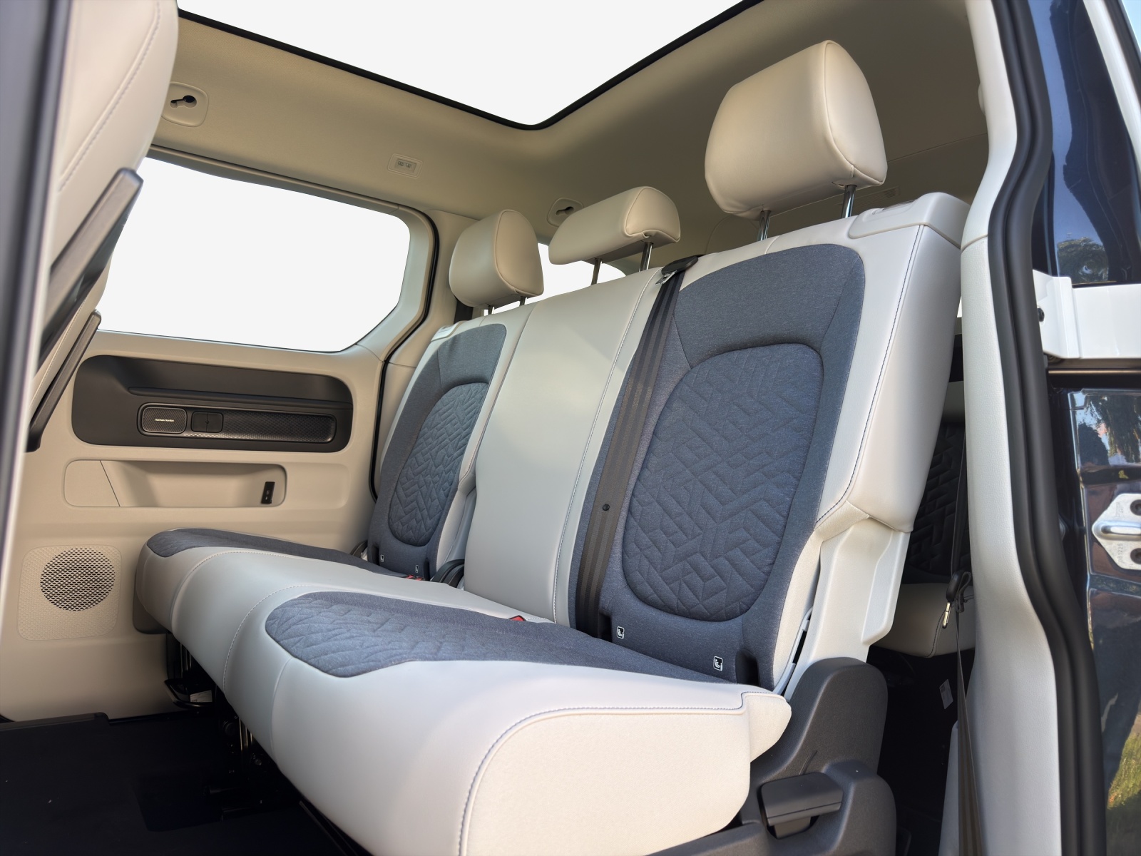 VW ID. Buzz Pro 4Motion NWB 79/84kWh 2988mm-image-11