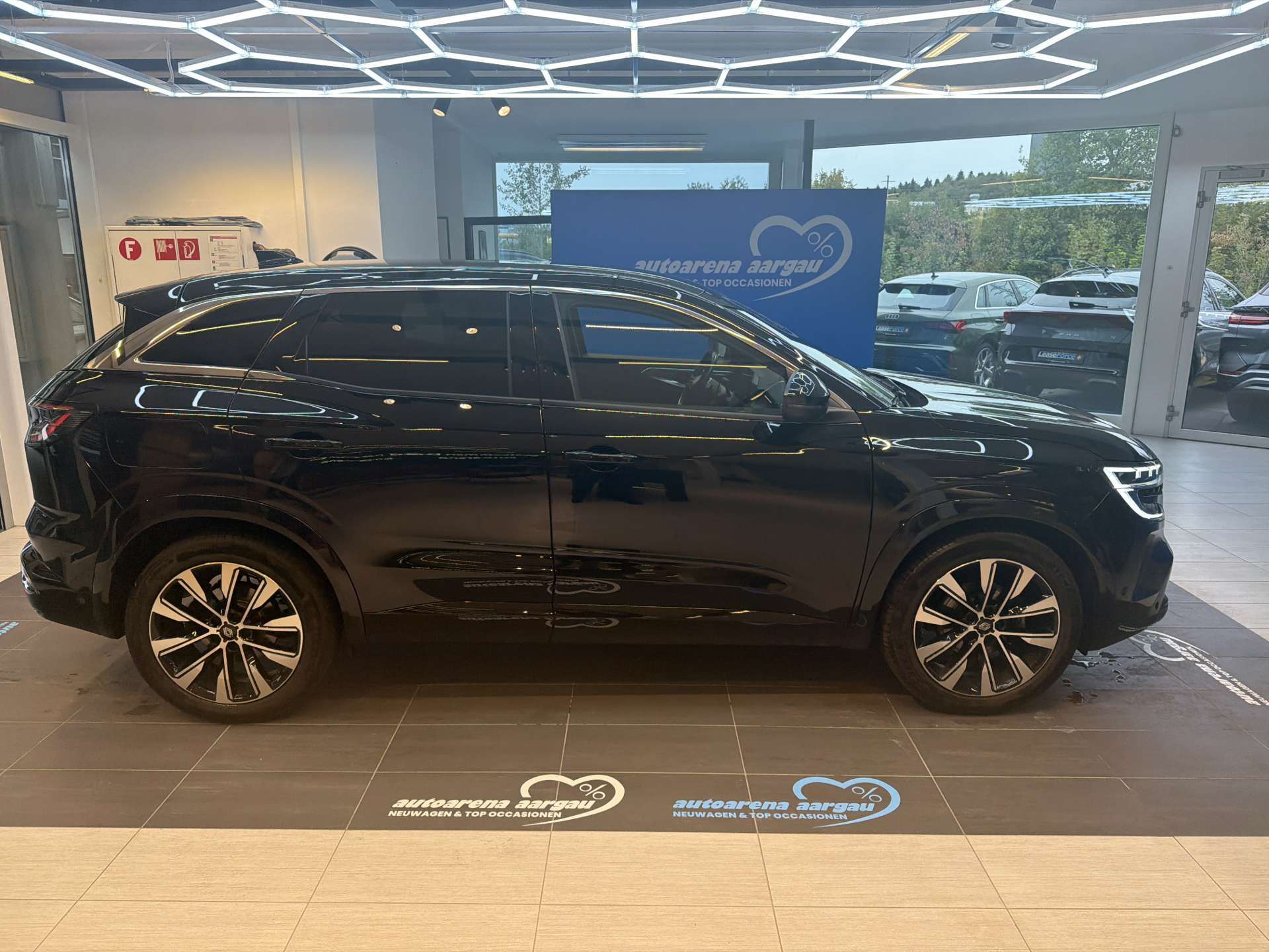 RENAULT Austral 1.3 MHEV 160 Techno Automat-image-11