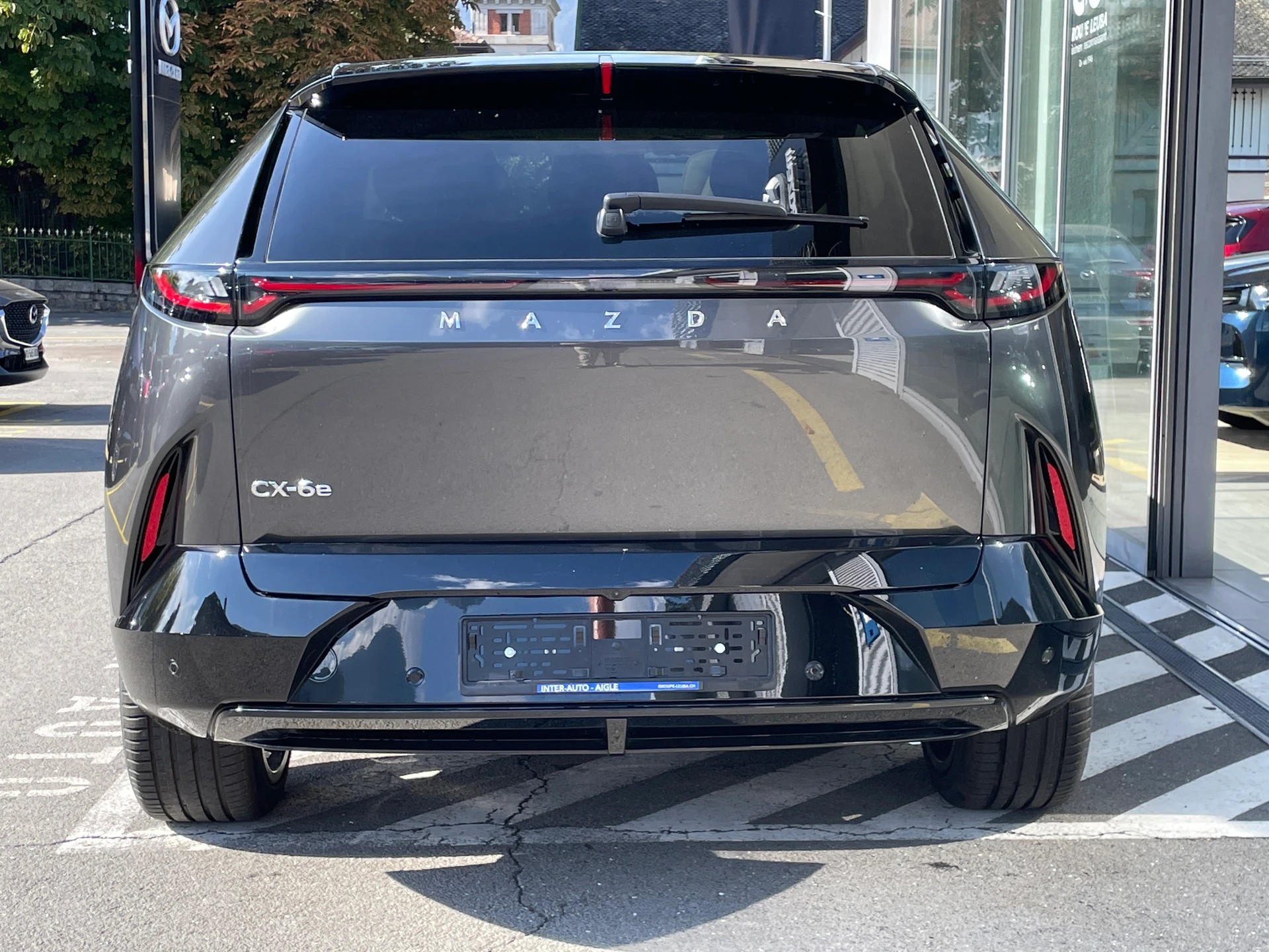 MAZDA CX-6e 68,8 kWh Takumi-image-3