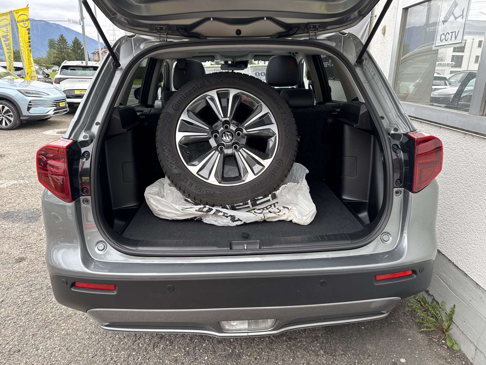 SUZUKI Vitara 1.4 Boosterjet All Grip Compact Top Automat-image-8