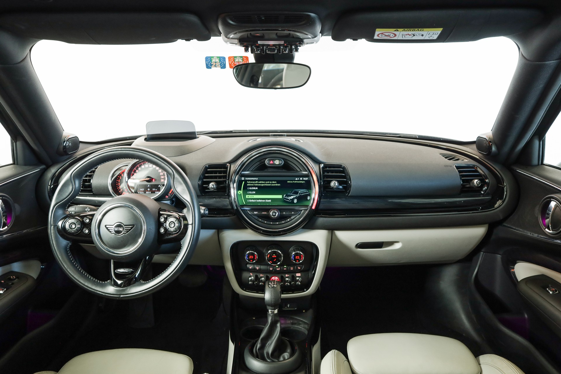 MINI Clubman Cooper S ALL4 Steptronic • Toit panoramique • Head-up Display • Harman Kardon-image-12