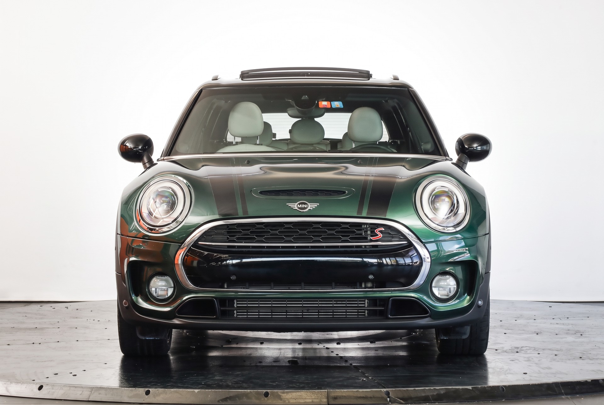 MINI Clubman Cooper S ALL4 Steptronic • Toit panoramique • Head-up Display • Harman Kardon-image-1