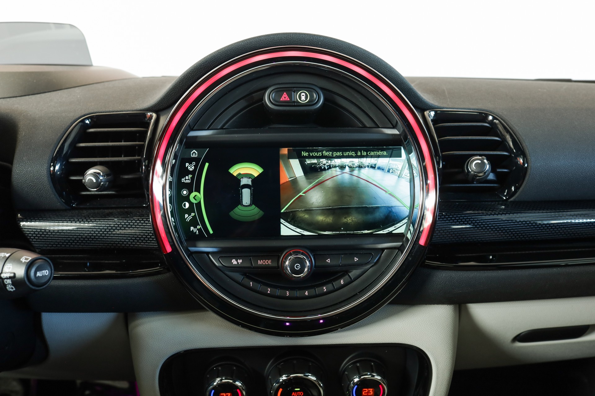 MINI Clubman Cooper S ALL4 Steptronic • Toit panoramique • Head-up Display • Harman Kardon-image-16