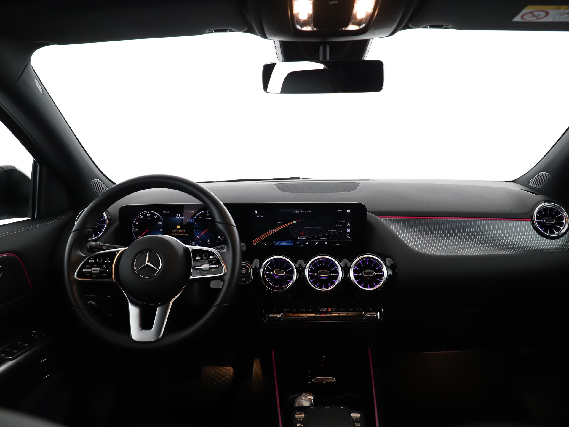 MERCEDES-BENZ GLA 200 Progressive-image-9