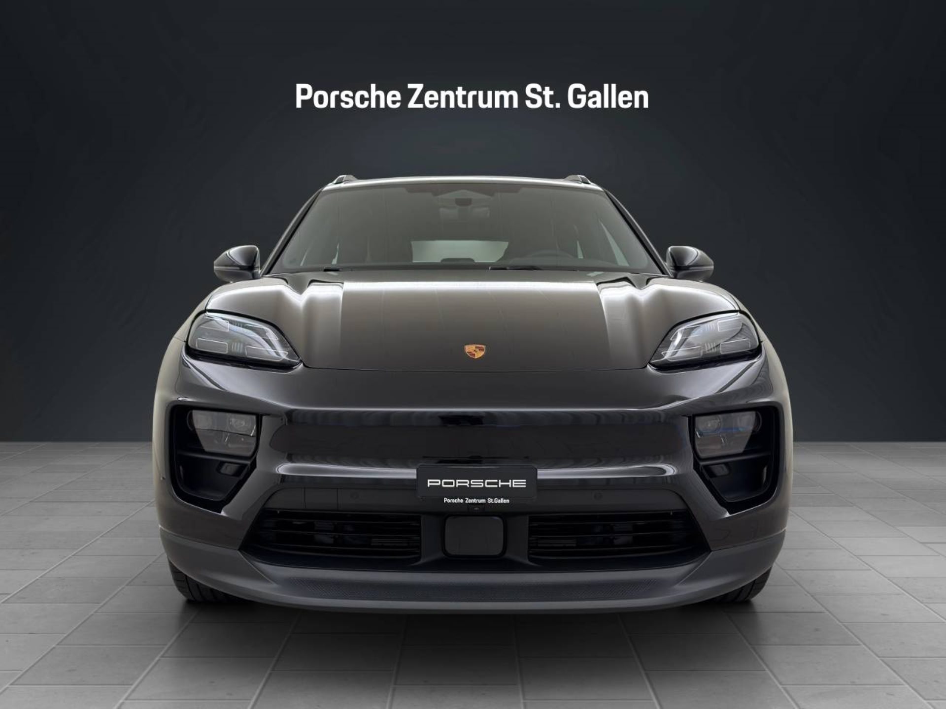PORSCHE Macan 4-image-9