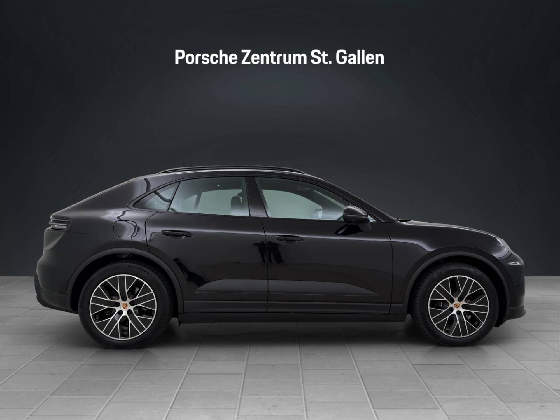 PORSCHE Macan 4-image-7