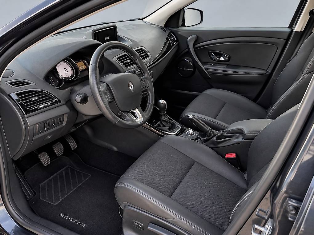 RENAULT MEGANE-image-2
