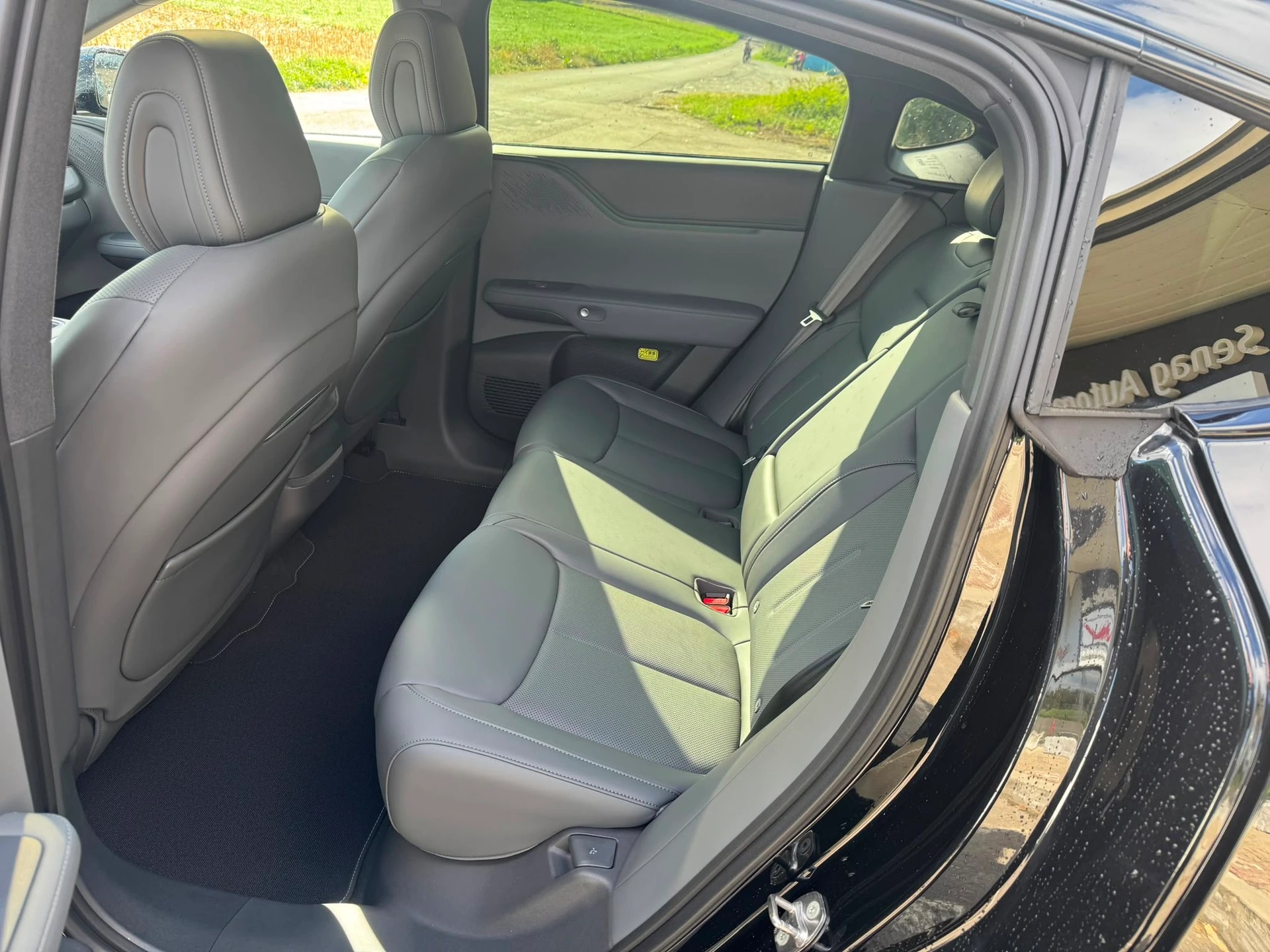 XPENG G6 80kWh Performance AWD-image-7