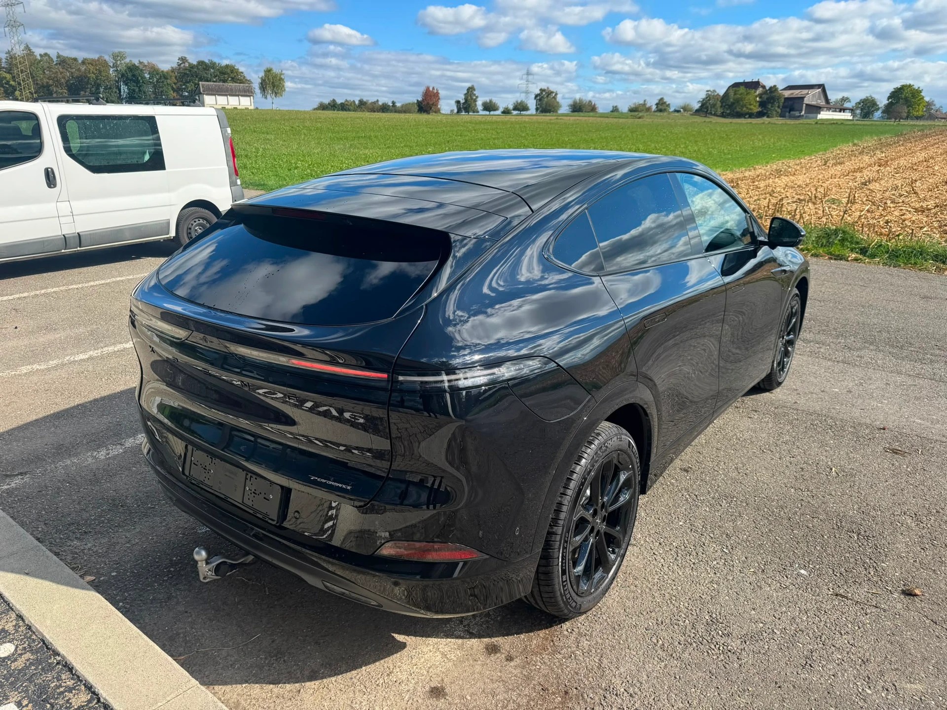 XPENG G6 80kWh Performance AWD-image-4