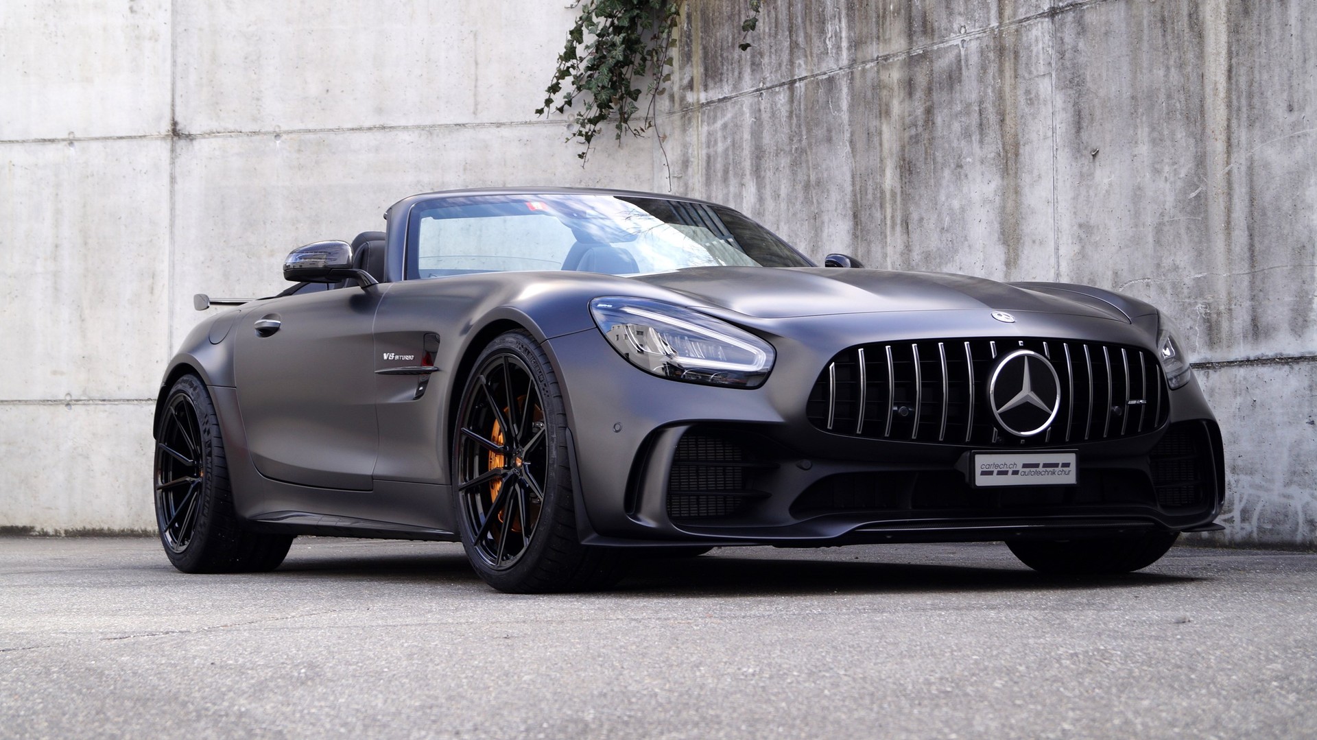 MERCEDES-BENZ AMG GT R Roadster Speedshift DCT-image-19