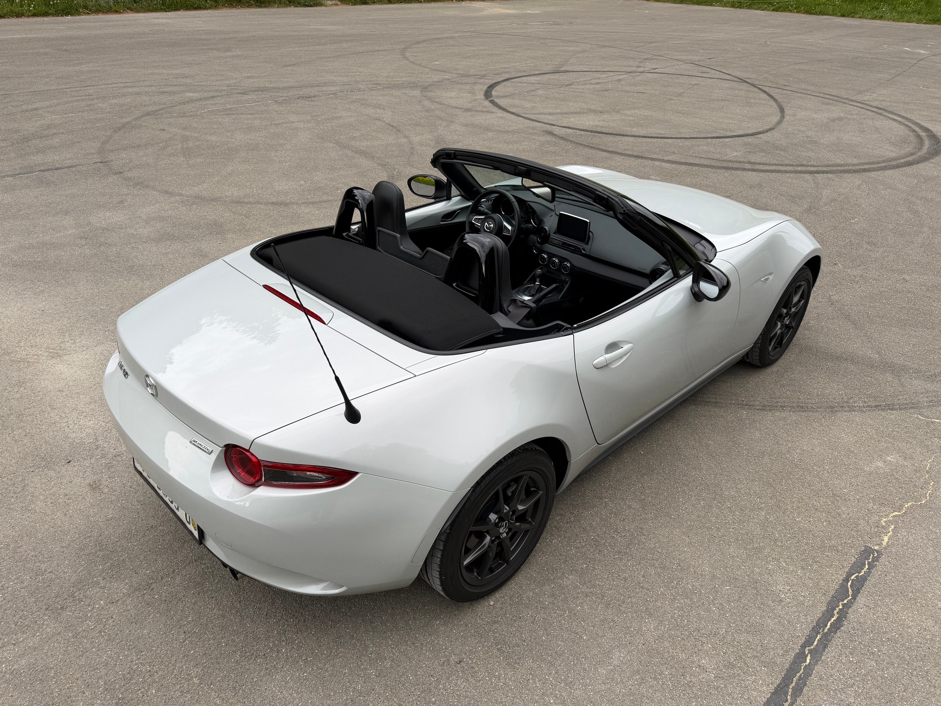 MAZDA 1.5 Ambition-image-8