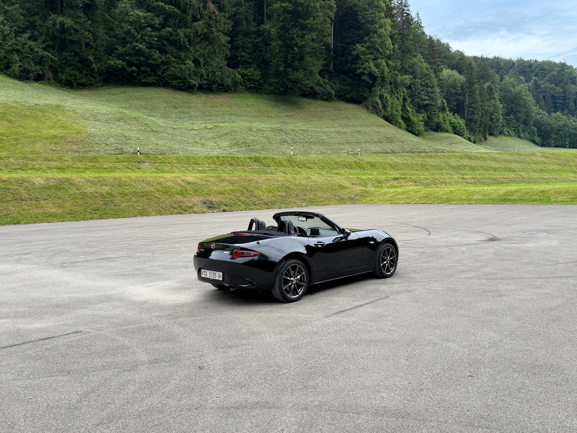 MAZDA 2.0 Revolution-image-5