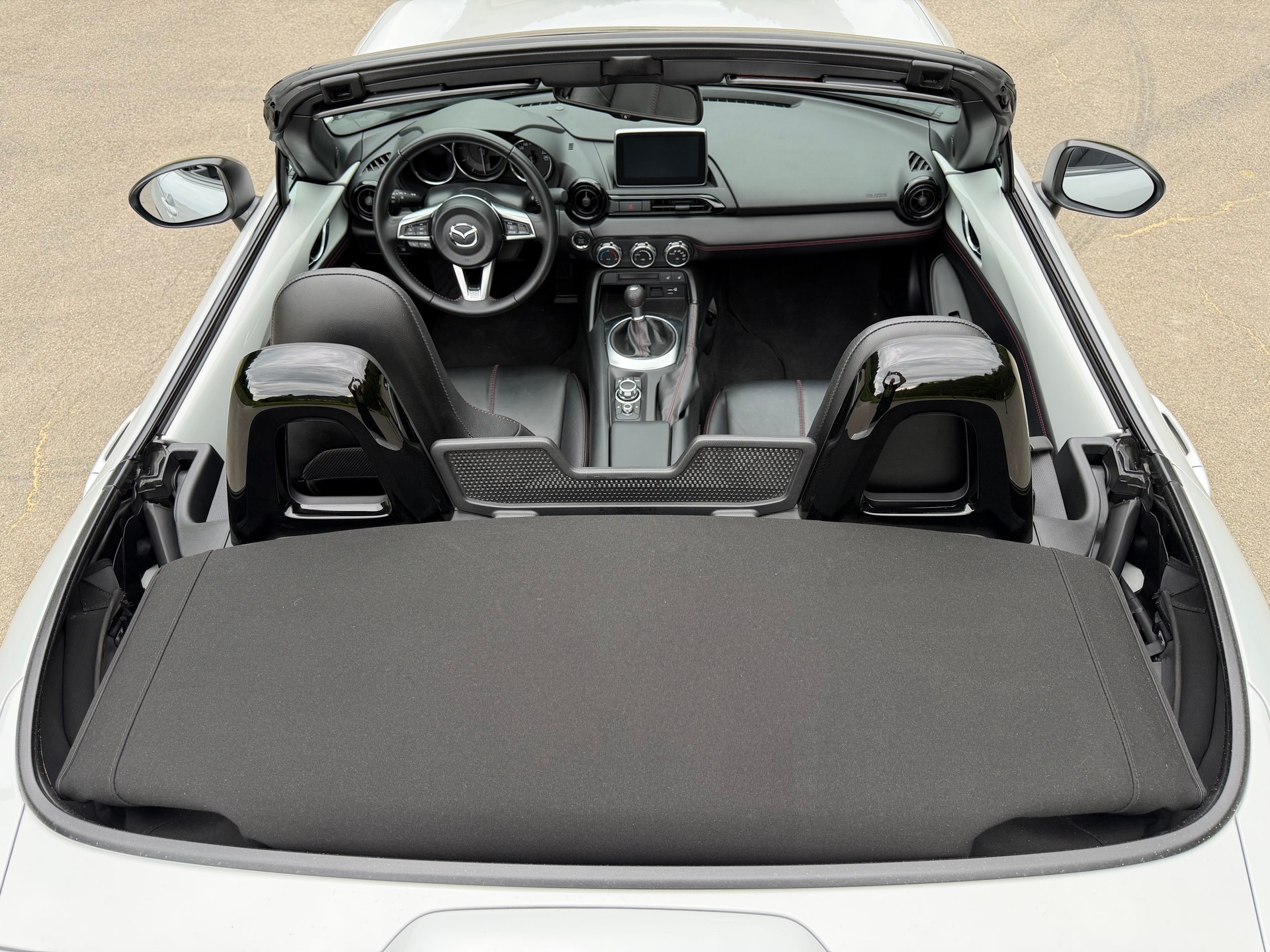 MAZDA 1.5 Ambition-image-9