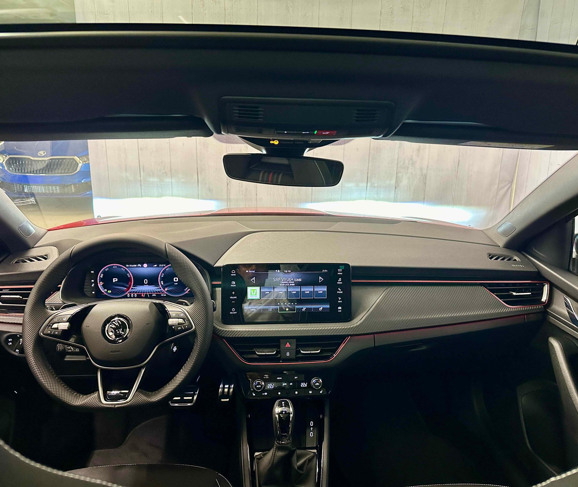 SKODA Scala 1.0 TSI Monte Carlo DSG-image-9