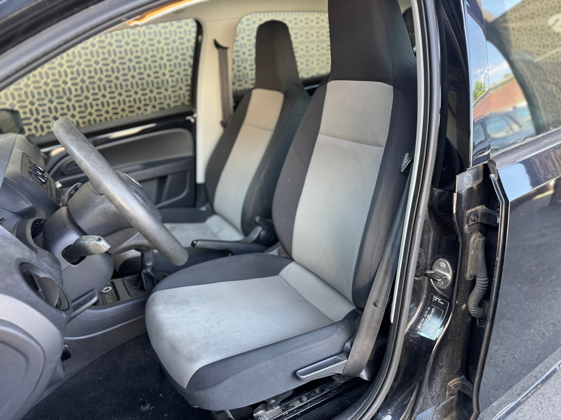 SKODA Citigo 1.0 G-tec Ambition-image-2