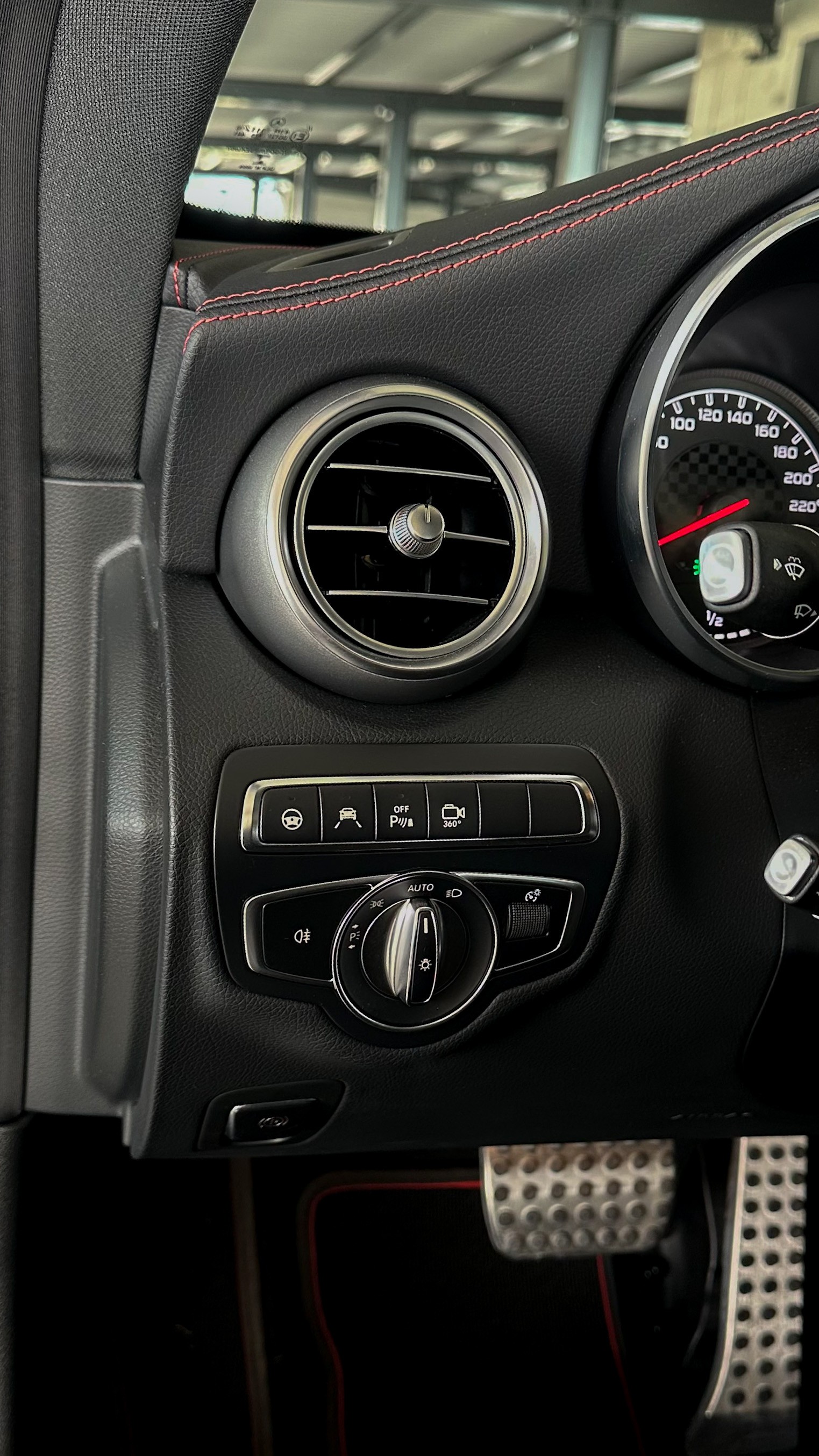 MERCEDES-BENZ C 43 AMG 4Matic 9G-tronic-image-16