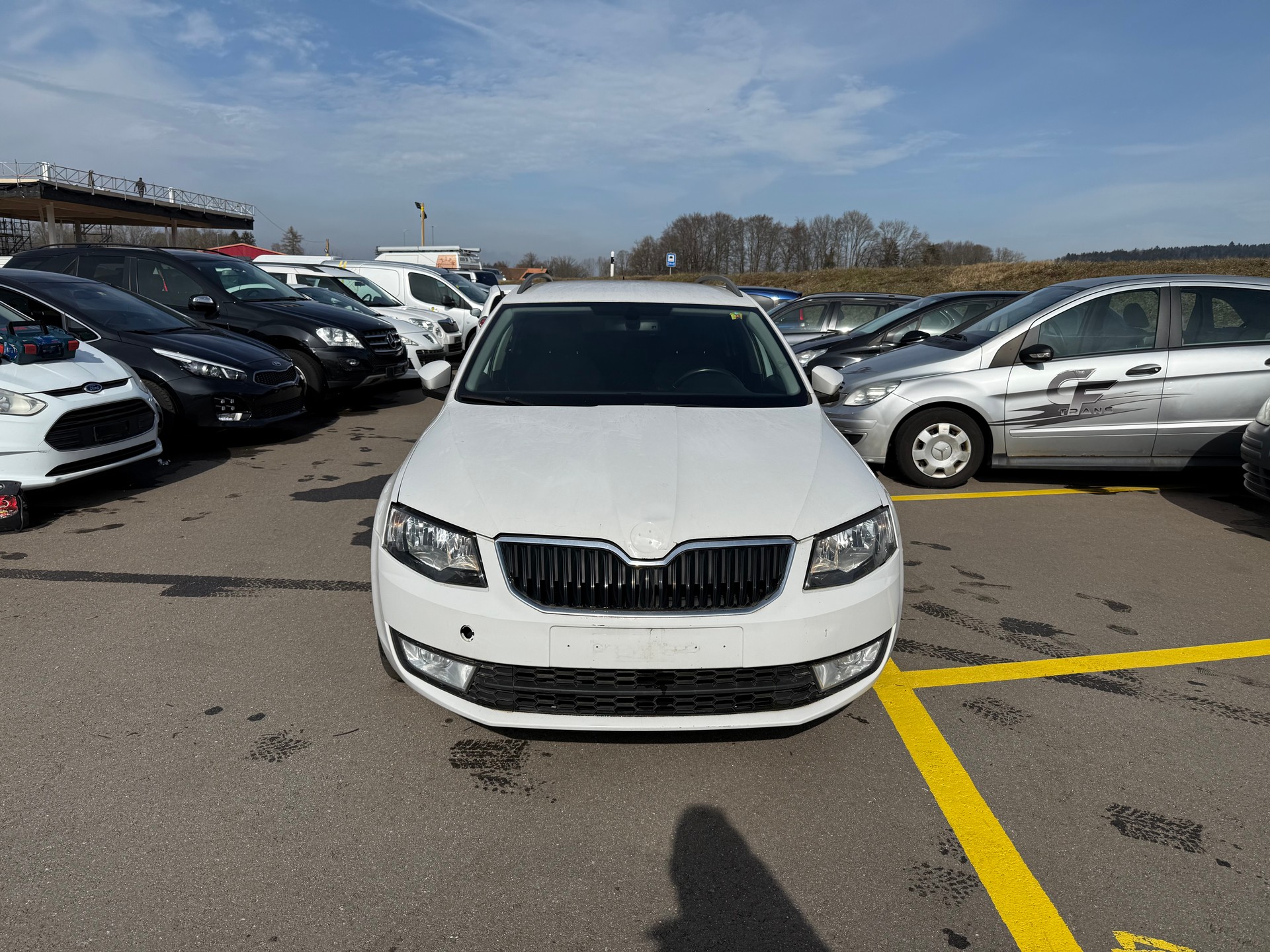 SKODA Octavia Combi 1.6 TDI Fresh DSG-image-1