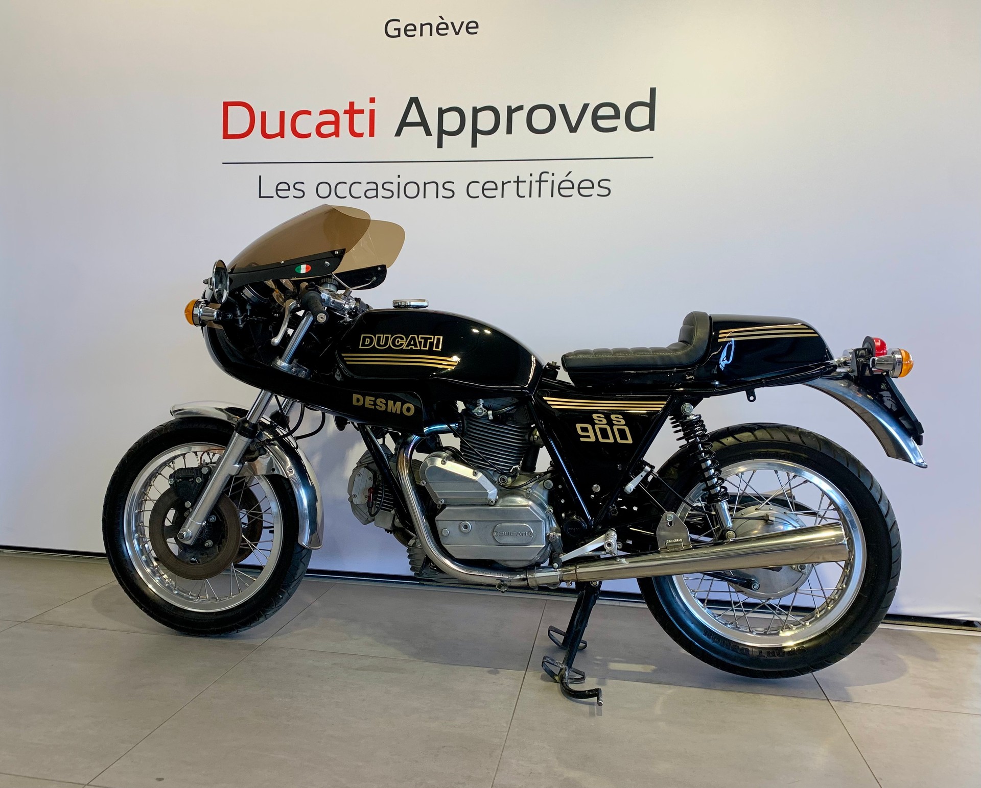 DUCATI DUCATI 900 SS-showroom-element-1