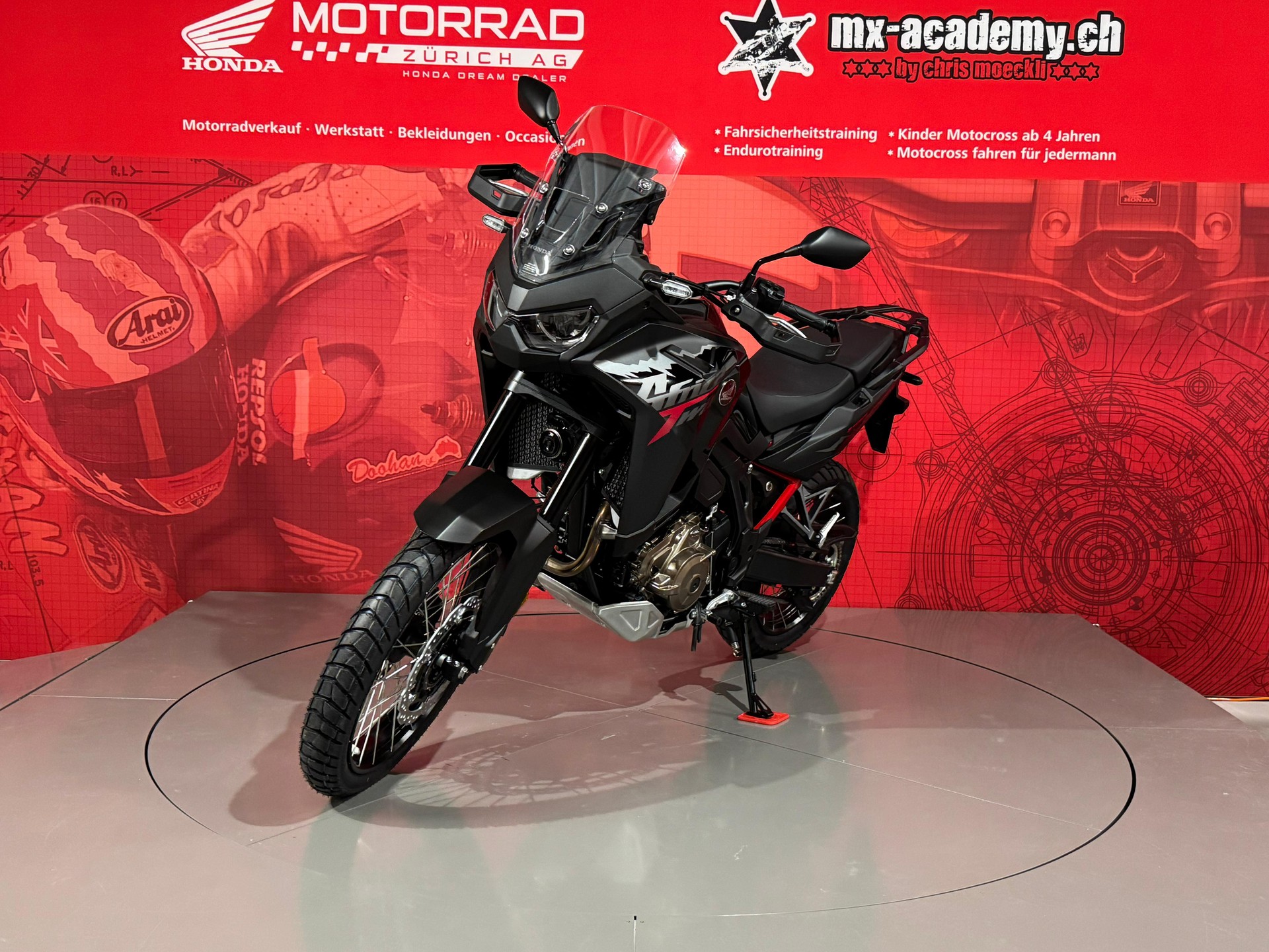 HONDA **CRF 1100 Africa Twin**-showroom-element-2