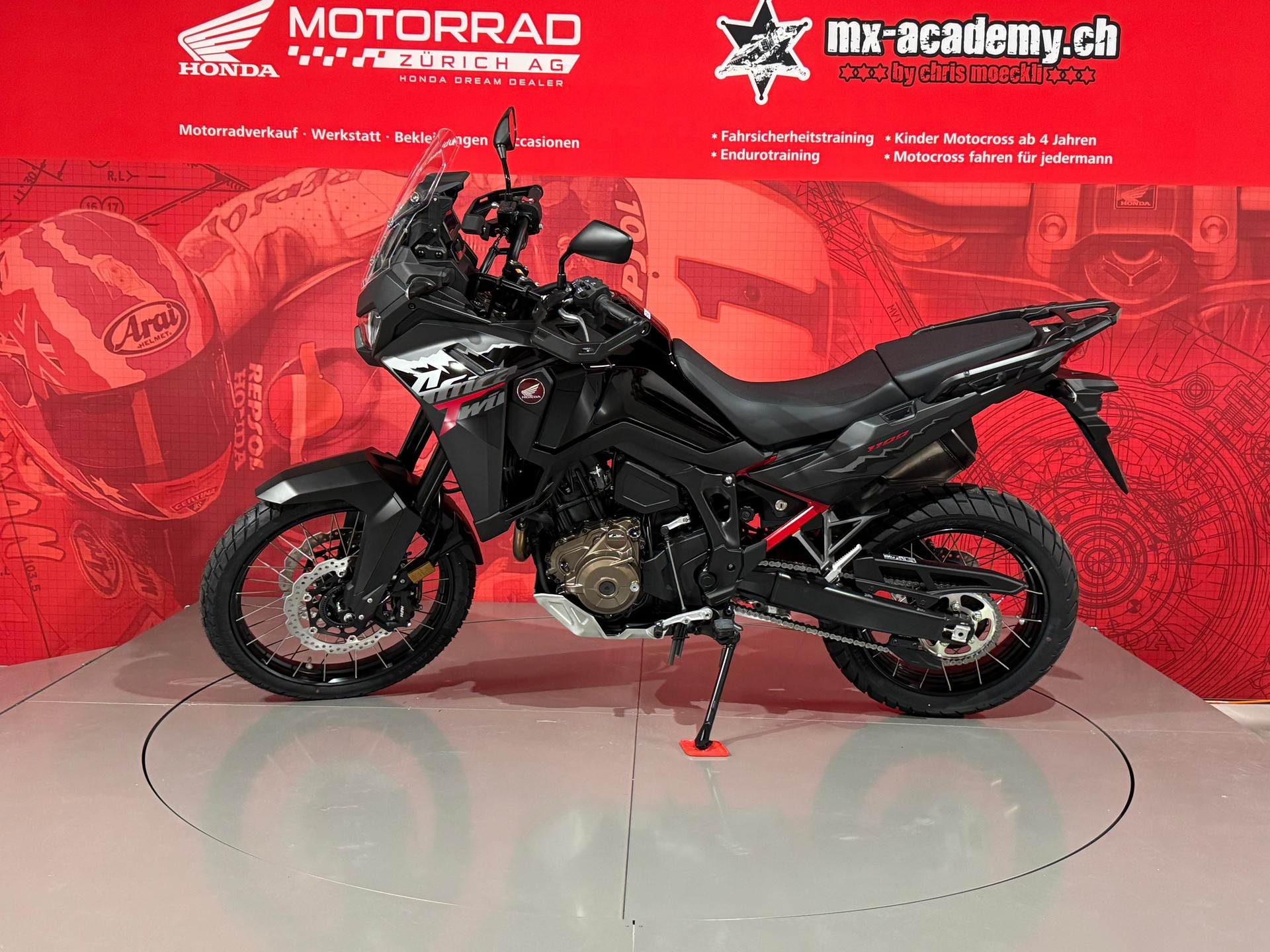 HONDA **CRF 1100 Africa Twin**-showroom-element-1