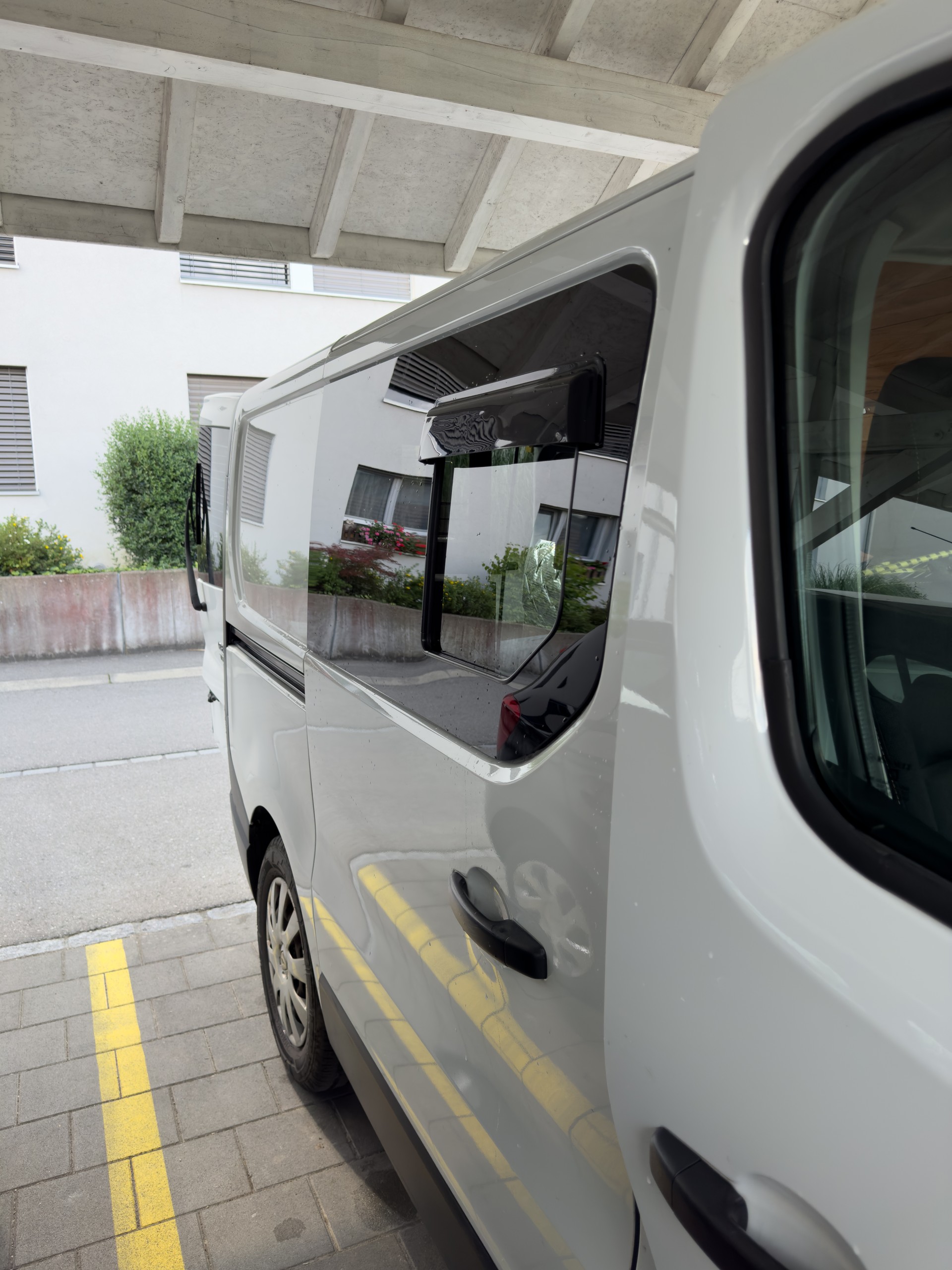 RENAULT Trafic 1.6 ENERGY TwinT. dCi120 2.9t Busin. L1H1-image-1