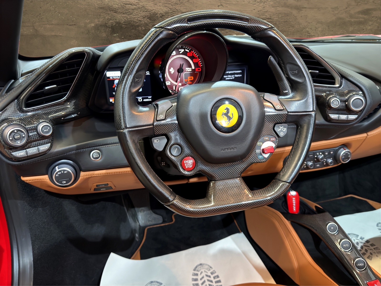FERRARI 488 Spider 3.9 V8-image-16