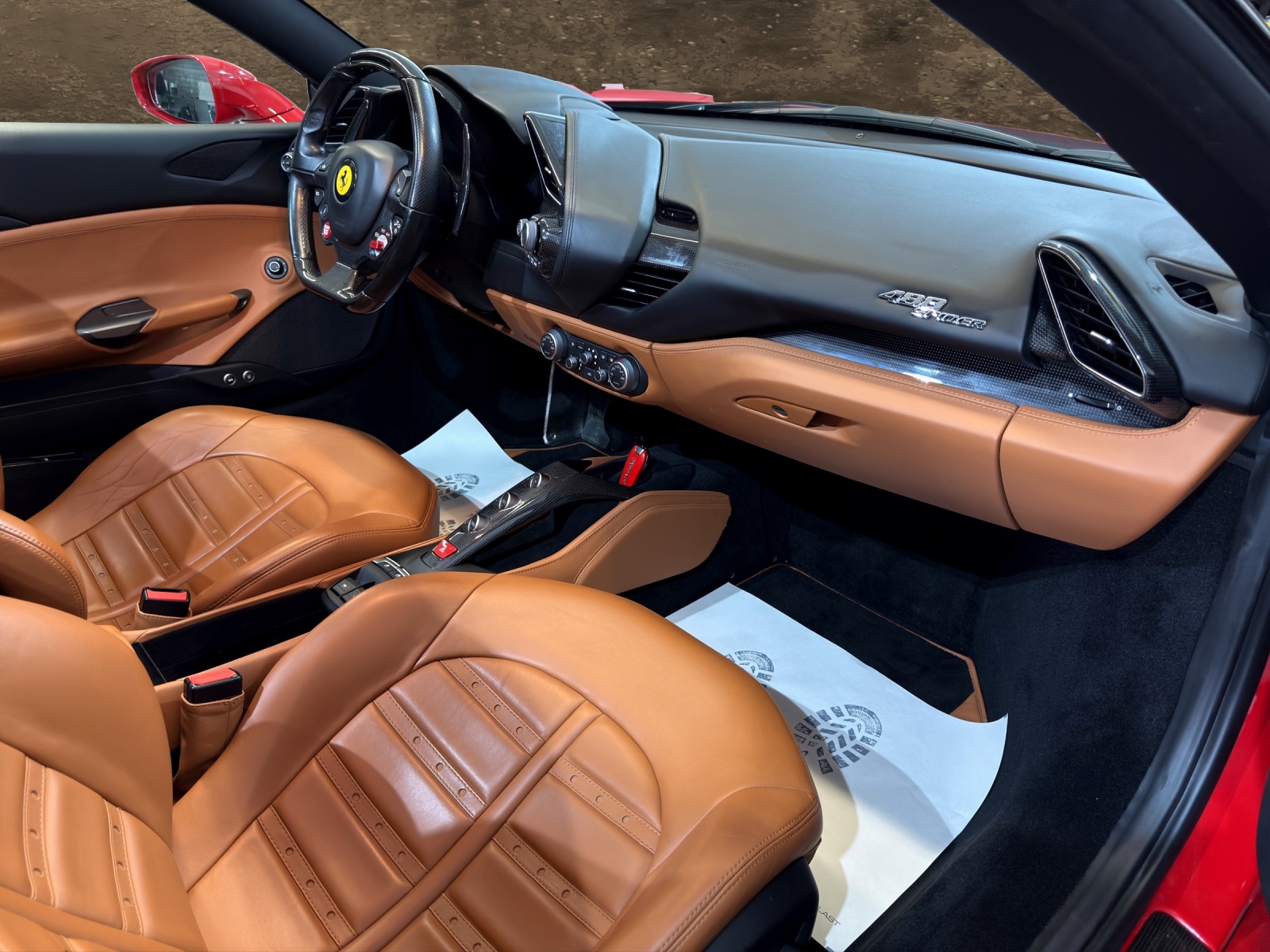 FERRARI 488 Spider 3.9 V8-image-15