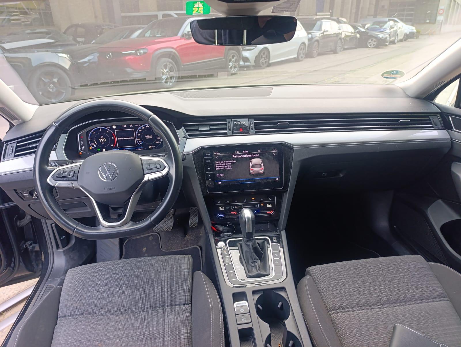 VW Passat 2.0 TDI BMT Business DSG-image-5