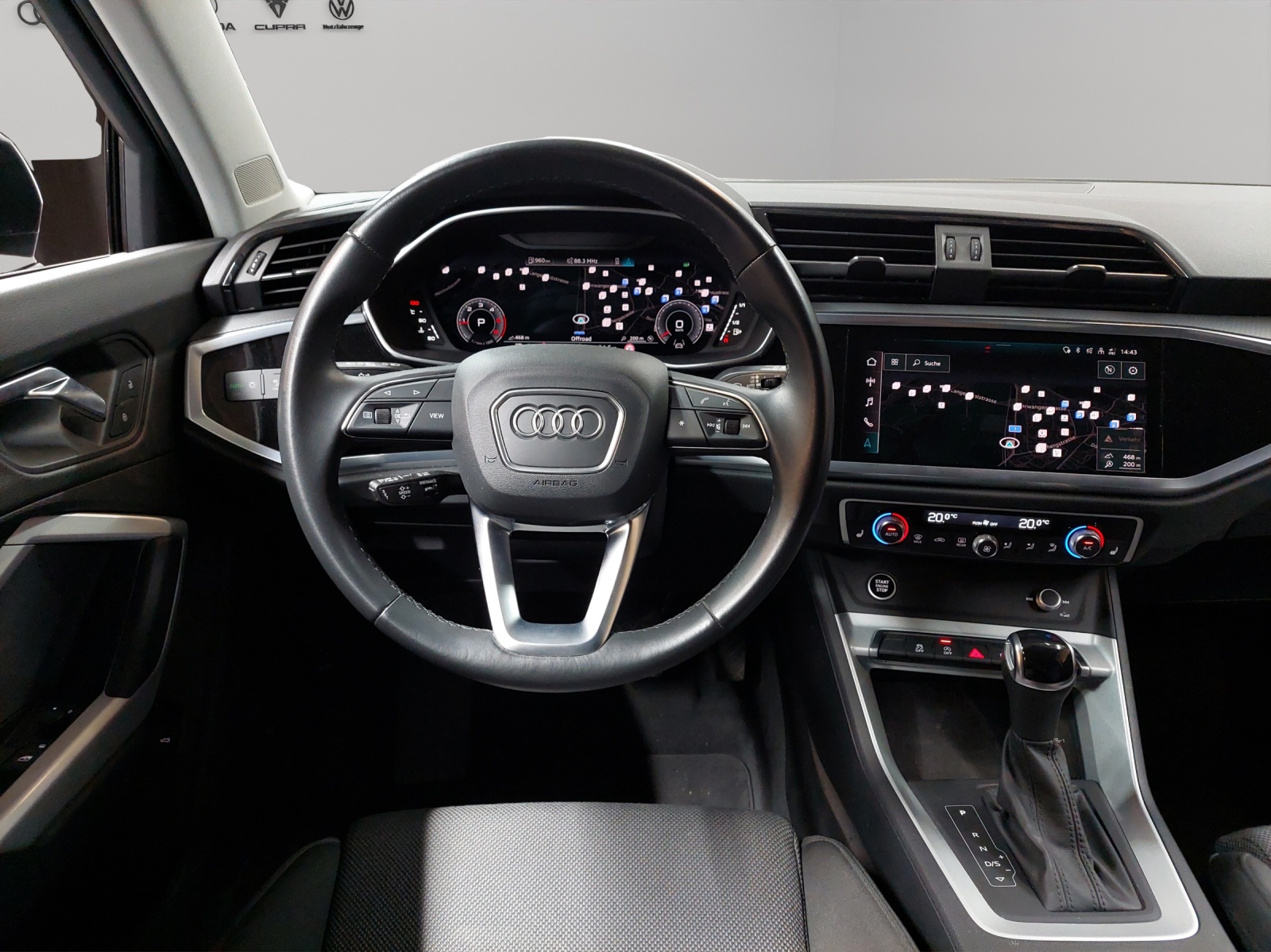 AUDI Q3 35 TDI S line quattro S-tronic-image-6
