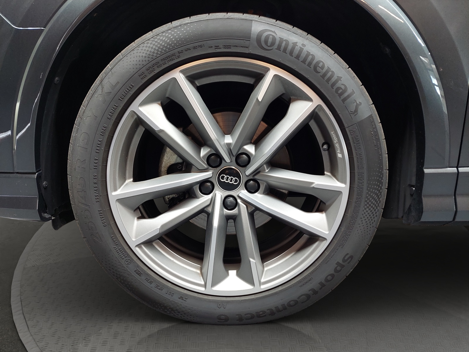 AUDI Q3 35 TDI S line quattro S-tronic-image-11