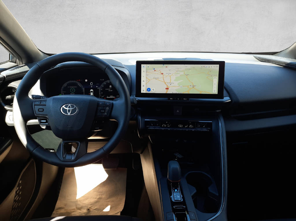 TOYOTA C-HR 2.0 PHEV Swiss Edition-image-5