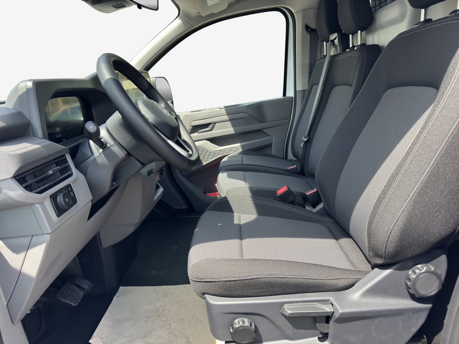 VW Transporter Kastenwagen BEV 218PS/160kw 64/83 Kwh AUT RS 3100mm-image-7